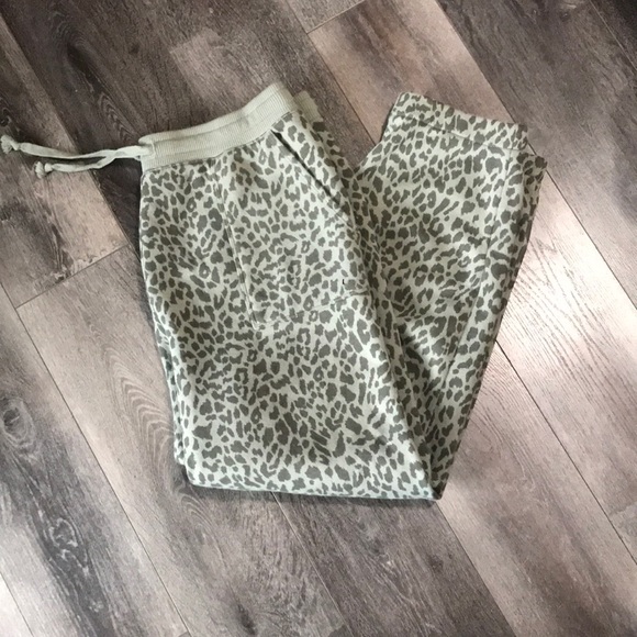 American Eagle Outfitters Pants - American Eagle Sweatpants